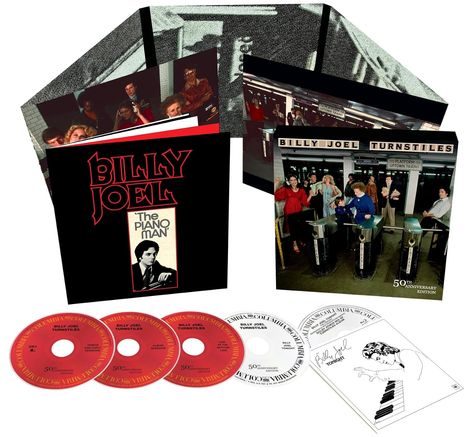 "Billy Joel: The Piano Man" in roten Buchstaben. CD-Cover mit Menschen an U-Bahn-Drehkreuzen. Drei CDs unten.