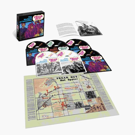 Box-Set mit CDs, auf denen "FREAK OUT! The Mothers of Invention" steht, ein Booklet und eine Karte mit "FREAK OUT! Hot Spots".