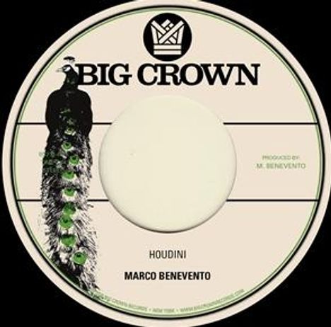 "BIG CROWN" und "Houdini" sowie "Marco Benevento" steht auf einer Schallplatten-Optik mit Pfauenabbildung und Logo oben.