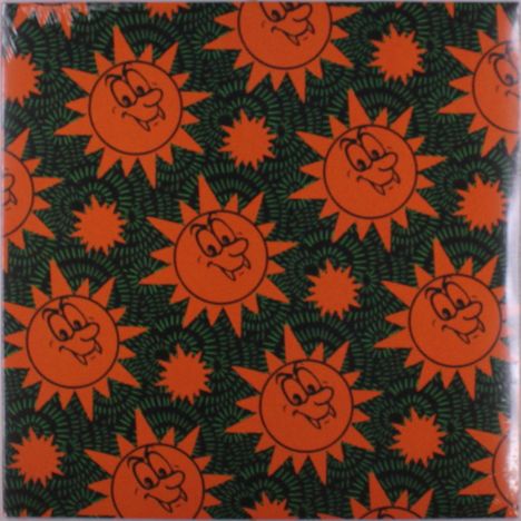 Illustration: Mehrere orange Sonnen mit fröhlichen Gesichtern vor einem dunkelgrünen Hintergrundmuster.