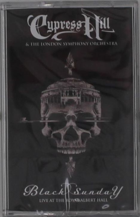 "Cypress Hill & The London Symphony Orchestra", "Black Sunday", "Live at the Royal Albert Hall". Totenkopfbild mit Gebäude.