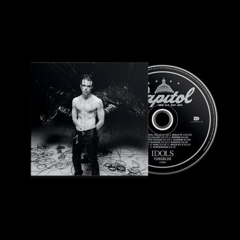 Das Bild zeigt eine CD-Hülle mit „IDOLS YUNGBLUD“ darauf. Ein Mann steht ohne Hemd vor einem abstrakten Hintergrund.