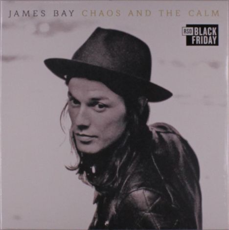 "JAMES BAY CHAOS AND THE CALM RSD BLACK FRIDAY"; Schwarz-Weiß-Porträt eines Mannes mit Hut, der zur Seite schaut.
