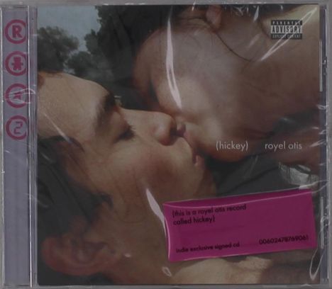 Der Text "(hickey) royel otis" erscheint über einem Foto von zwei sich küssenden Personen.