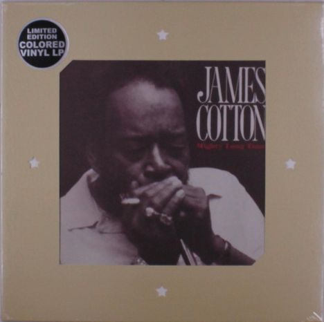 "LIMITED EDITION COLORED VINYL LP" oben links. Ein Mann spielt Mundharmonika. Beige Hintergrund mit weißen Sternen.