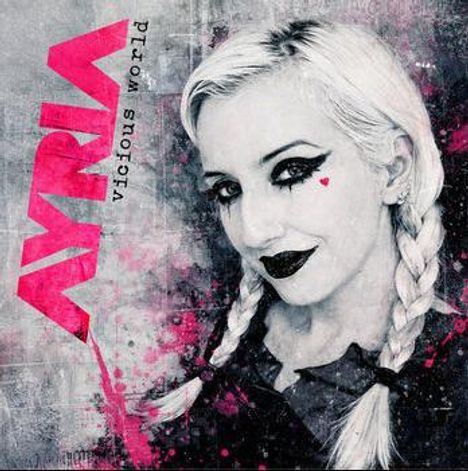 Text: „AYRIA“ in großen Buchstaben, darunter „plastic makes perfect“. Frau mit Zöpfen, dunklem Make-up und Herzchen auf der Wange.