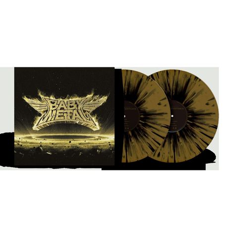 Text "BABYMETAL" in Gold auf schwarzem Hintergrund. Zwei gold-schwarz gesprenkelte Vinyl-Schallplatten.