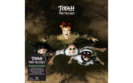 Toyah, Take the Leap! Deluxe 2CD Edition. Vier Personen schweben in dynamischer Pose auf dunklem Hintergrund.