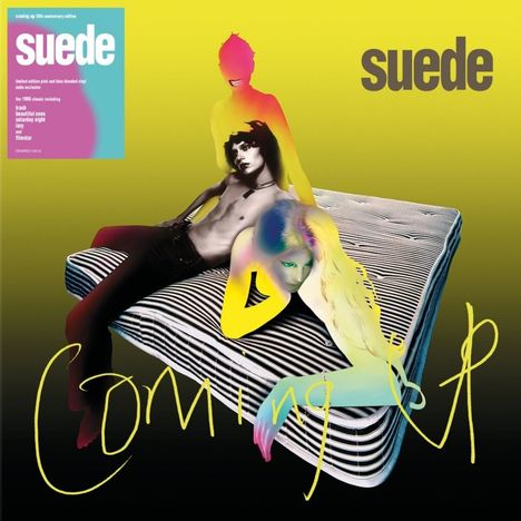 "suede", "Coming Up". Drei farbige Figuren auf einer Matratze vor gelbem Hintergrund. Lebendige Farben und Schattierungen.
