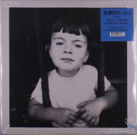 Text: "DILWORTH by JUTES" und Songtitel. Ein Kind in Schwarz-Weiß hält sich an einem Seil fest.