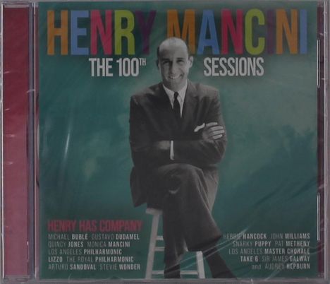 "Henry Mancini: The 100th Sessions" in bunten Buchstaben. Schwarz-weißes Foto eines Mannes im Anzug, Arme verschränkt.