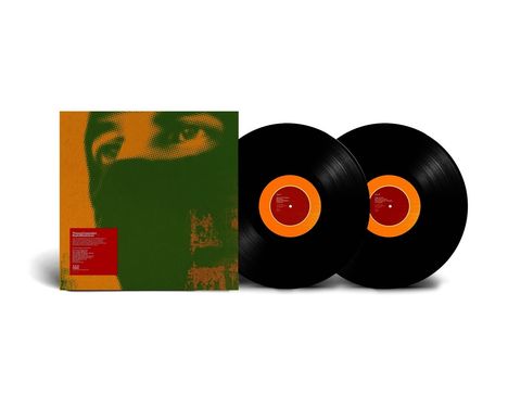 Roter Textblock: "Power Corruption". Zwei Schallplatten mit orange-rotem Zentrum und ein grünes Cover mit Augenmotiv.