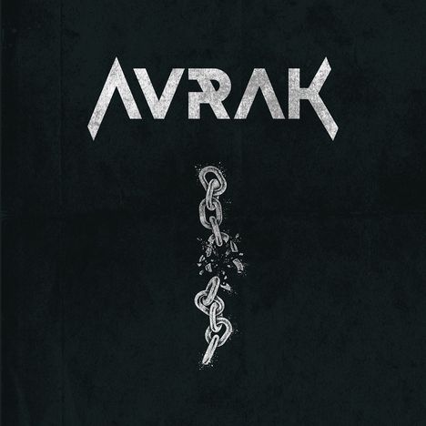Text "AVRAK". Darunter eine gesprengte Kette, die in der Mitte bricht.