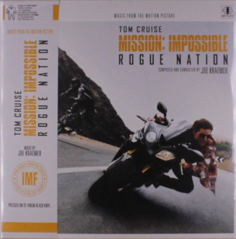 Albumcover "Mission: Impossible Rogue Nation" mit einem Motorradfahrer auf einer kurvigen Straße.