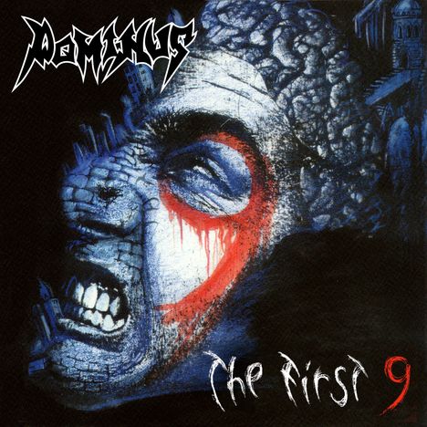 "Dominus" oben, "The First 9" unten. Illustration eines Kopfes aus Stein mit blutrotem Muster um das Auge.