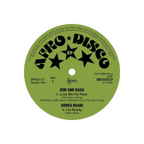 Text in einem runden, olivgrünen Design: "Afro Disco EP", "RIM AND KASA", "Love Me For Real", "SIDIKU BUARI", "I’m Ready".