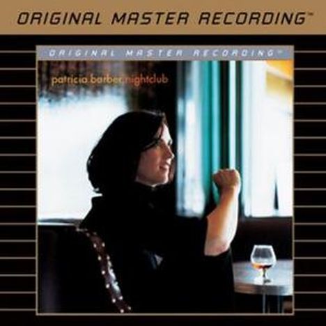 Text: "Original Master Recording", "patricia barber nightclub". Frau in einer Bar, Glas auf dem Tisch, gedämpftes Licht.