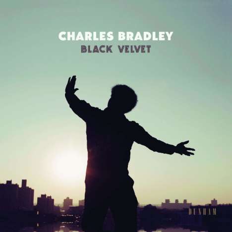 Charles Bradley: Black Velvet (180g) (Limited-Edition) (Box-Set), 1 LP, 1 Single 12" und 1 Buch