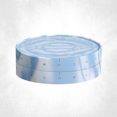 Text: "PUREFLOW", "LE SSERAFIM", "IMPURE FLOW".  
Runde, himmelblaue Box mit wellenartigem Muster.