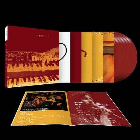 "The American Analog Set" und "Every Home Diary". Musikalbum mit mehreren Schallplatten und einem Heft mit Texten.