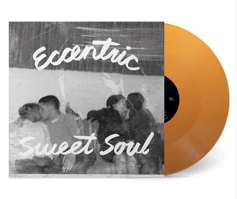 Text: "Eccentric Sweet Soul". Ein Plattencover mit einem orangefarbenen Vinyl und Menschen, die sich küssen.