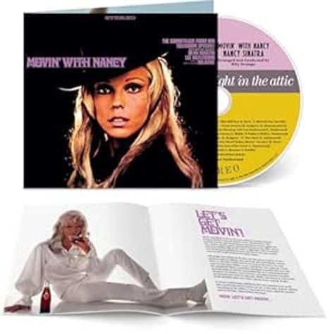 Titel: "Movin' with Nancy". CD und Booklet mit Foto einer Frau mit langem blondem Haar und Cowboyhut.