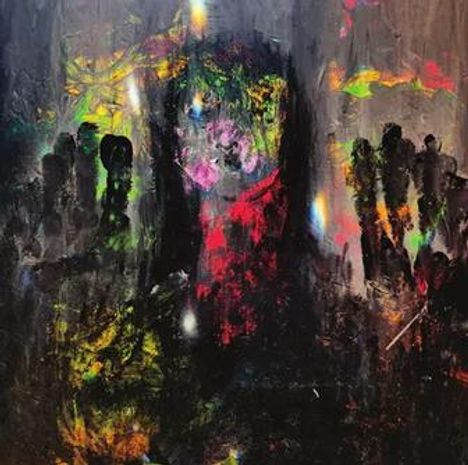 Keine Texte vorhanden. Ein Gemälde mit bunten Pinselstrichen, dunklem Hintergrund und silhouettenartiger Figur in der Mitte.