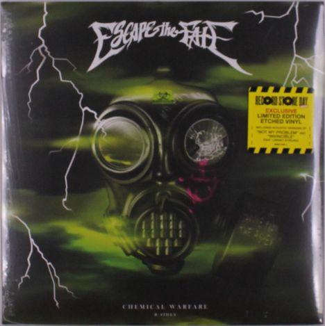 Text: "Escape the Fate", "Chemical Warfare", "Exclusive Limited Edition". Illustration: Gasmaske und Blitze auf dunklem Hintergrund.