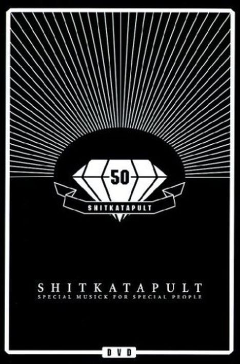 "SHITKATAPULT 50" in einem Diamant, darunter "SPECIAL MUSICK FOR SPECIAL PEOPLE". Strahlenmuster im Hintergrund.