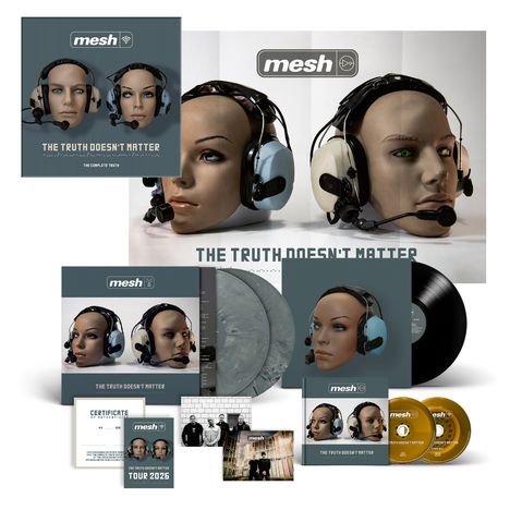 Texte: "The Truth Doesn't Matter", "mesh", "Tour 2026". Bild: Zwei Modellköpfe mit Headsets, diverse CD- und Plattencover.