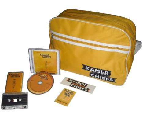 Kaiser Chiefs: Education, Education, Education &amp; War (Limited Edition mit Tasche), 1 CD und 1 MC