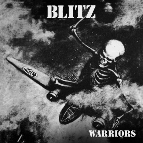 "BLITZ" oben, "WARRIORS" unten. Illustration: Skelett reitet ein Flugzeug, düstere Flugmotivszenen.