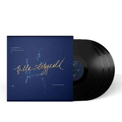 "Ella Fitzgerald Live in Helsinki 1965-1966" in goldener Schrift auf blauem Hintergrund. Daneben schwarze Schallplatten.