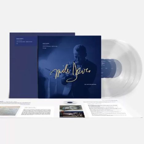 "Miles Davis", "LIVE AT MONTREUX", "Sept 9th 1971", "The Lost Recordings". Blaues Albumcover mit transparenten Vinyl-Schallplatten.