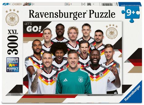 "Ravensburger Puzzle", "LET'S GO!", "XXL 300", "9+", "Premium Puzzle". Elf Fußballspieler in deutschen Trikots.