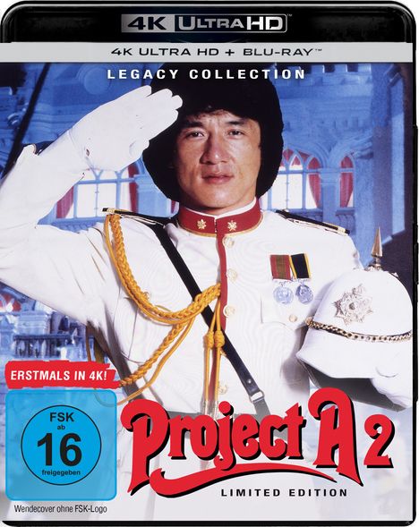 „Legacy Collection“, „Project A 2 Limited Edition“. Person in Uniform salutiert, Hintergrund eines Gebäudes innen.