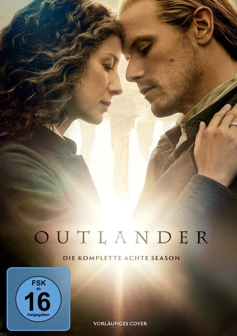 „OUTLANDER, DIE KOMPLETTE ACHTE SEASON.“ Darunter ein „FSK ab 16“ Symbol. Zwei Personen stehen sich innig gegenüber.