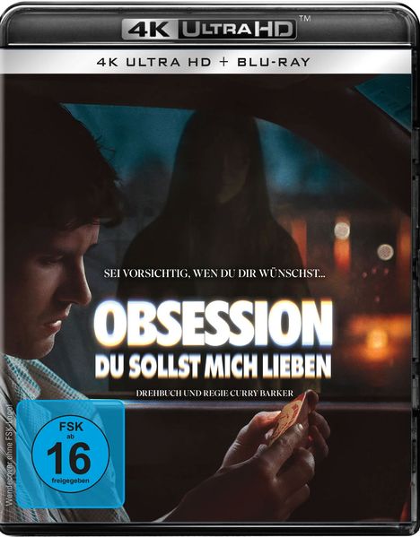Text: "Sei vorsichtig, wen du dir wünschst... OBSESSION DU SOLLST MICH LIEBEN. Drehbuch und Regie Curry Barker."  
Ein Mann hält eine brennende Streichholzschachtel im Auto.