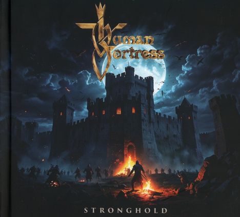 "Human Fortress", "Stronghold". Eine düstere Burg vor Vollmond, Silhouetten kämpfen, Feuer im Vordergrund.