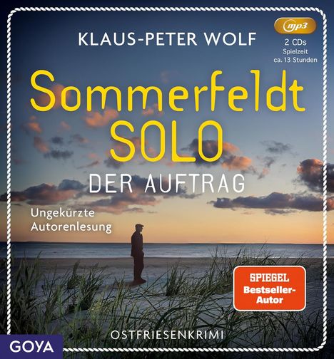 Auf dem Cover steht: "Klaus-Peter Wolf, Sommerfeldt Solo, Der Auftrag". Ein Mann steht am Strand bei Sonnenuntergang.