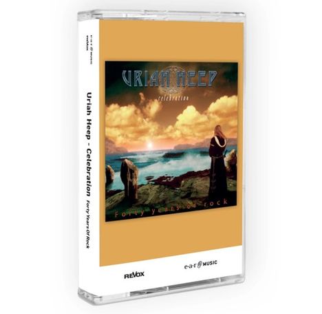 "URIAH HEEP", "celebration", "Forty years of rock". Illustration zeigt Person am Meer bei Sonnenuntergang, mystische Stimmung.