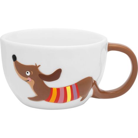 Eine weiße Tasse mit Henkel und einem fröhlichen Dackel in buntem Streifenpullover als Relief.