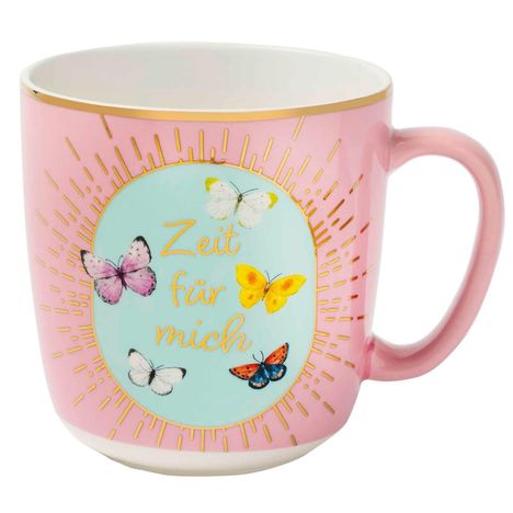 "Zeit für mich" steht in der Mitte einer rosa Tasse, umgeben von bunten Schmetterlingen und goldenen Strahlen.
