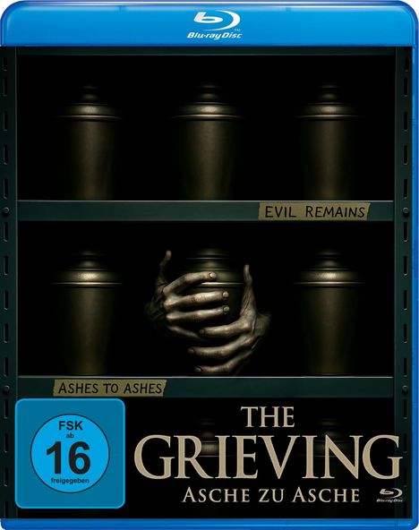 Titel: "The Grieving: Asche zu Asche". Text: "Evil Remains", "Ashes to Ashes". Ein Regal mit Urnen, eine davon wird von Händen umklammert.