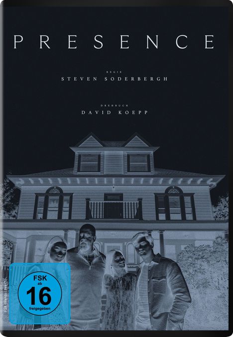 Text: "PRESENCE Regie Steven Soderbergh Drehbuch David Koepp". Ein invertiertes Bild von Menschen vor einem großen Haus.
