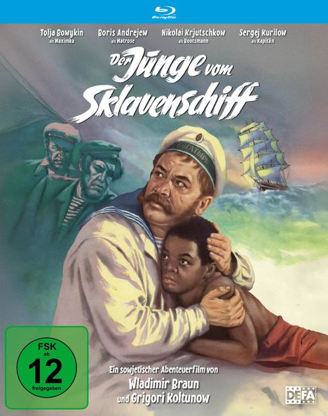 "Der Junge vom Sklavenschiff", FSK ab 12, Sowjetischer Abenteuerfilm. Seemann hält schutzsuchend einen Jungen, Segelschiff im Hintergrund.
