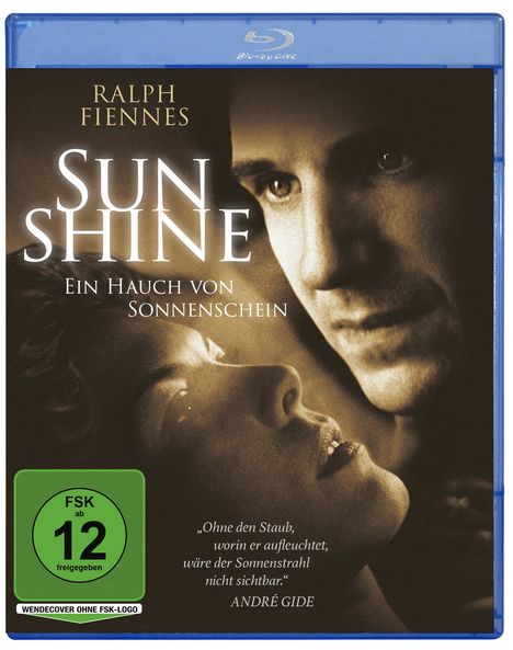 „Ralph Fiennes“, „Sunshine – Ein Hauch von Sonnenschein“, Zitat von André Gide und FSK 12. Zwei Gesichter in Nahaufnahme.