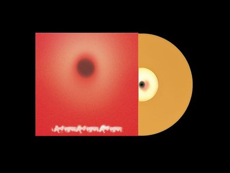 Unleserlicher weißer Text auf rotem Hintergrund mit dunklem Zentrum, daneben eine goldene Schallplatte.