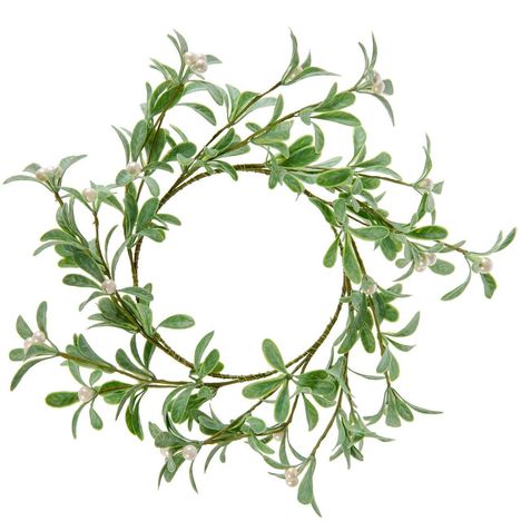 Ein grüner Kranz aus Zweigen mit kleinen weißen Perlen, die Blüten darstellen könnten.