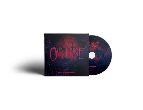"Our Mirage" und "Fractured Minds" sind in einem schaurigen, stilisierten Schriftzug auf einem dunklen, mystischen Hintergrund.